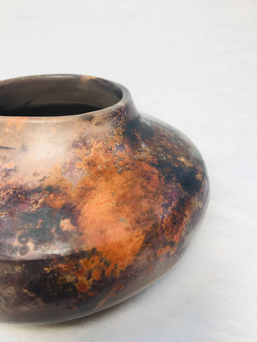 Thumbnail: Xisto Redux -  small collared vessel