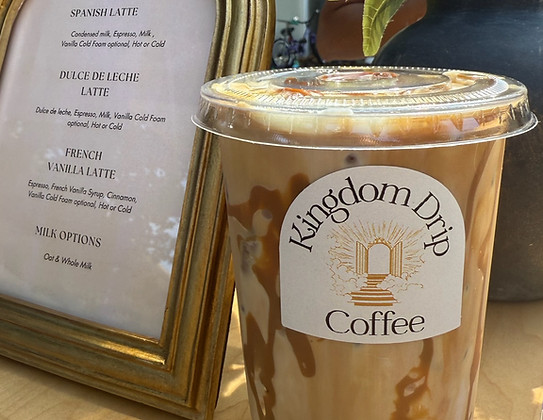 Iced Carael latte with vanilla colf foam