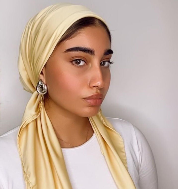 תמונה ממוזערת: מטפחות מרובעות משי חלקות