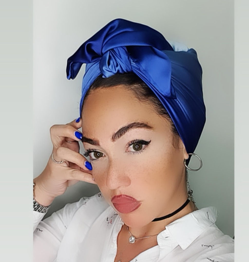 תמונה ממוזערת: מטפחת מרובעת אומברה
