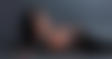 Diana Bastet, celebra metal belly dancer din Ucraina a ales să rămână în mijlocul războiului