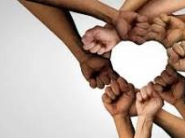 SYMBOL OF HEART BY HANDS