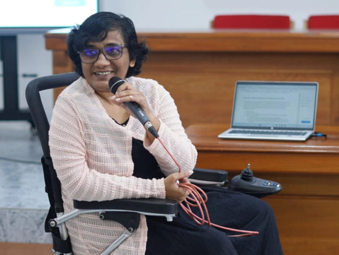 Author, Nisha jose