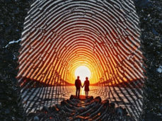 ഒരു വിശുദ്ധ പ്രണയം പിറക്കാനുണ്ട്...