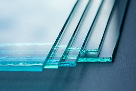 グリーン色のガラス