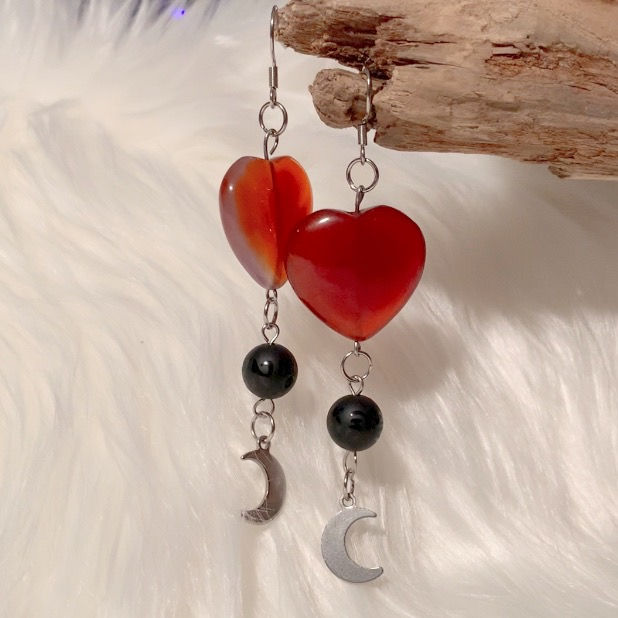 Thumbnail: E072. Black Agate and Carnelian Heart Earrings