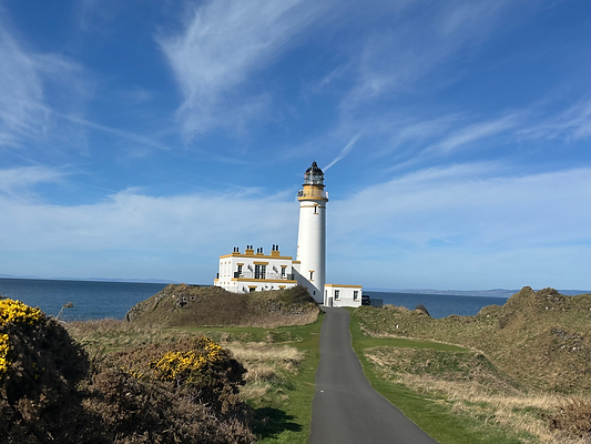 Scotland lighthouse.heic