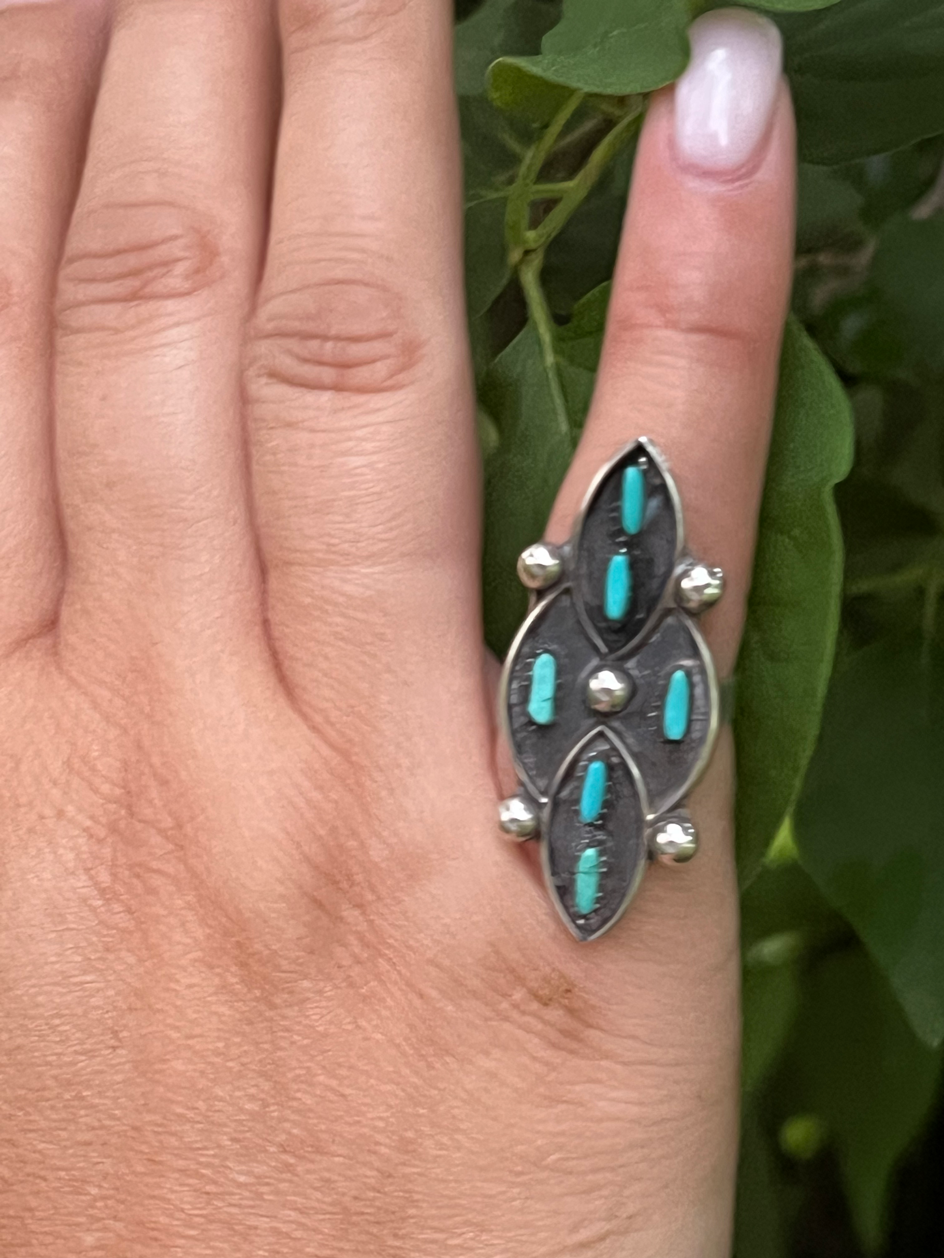 Diamond Needle Point ring - sz 3.5