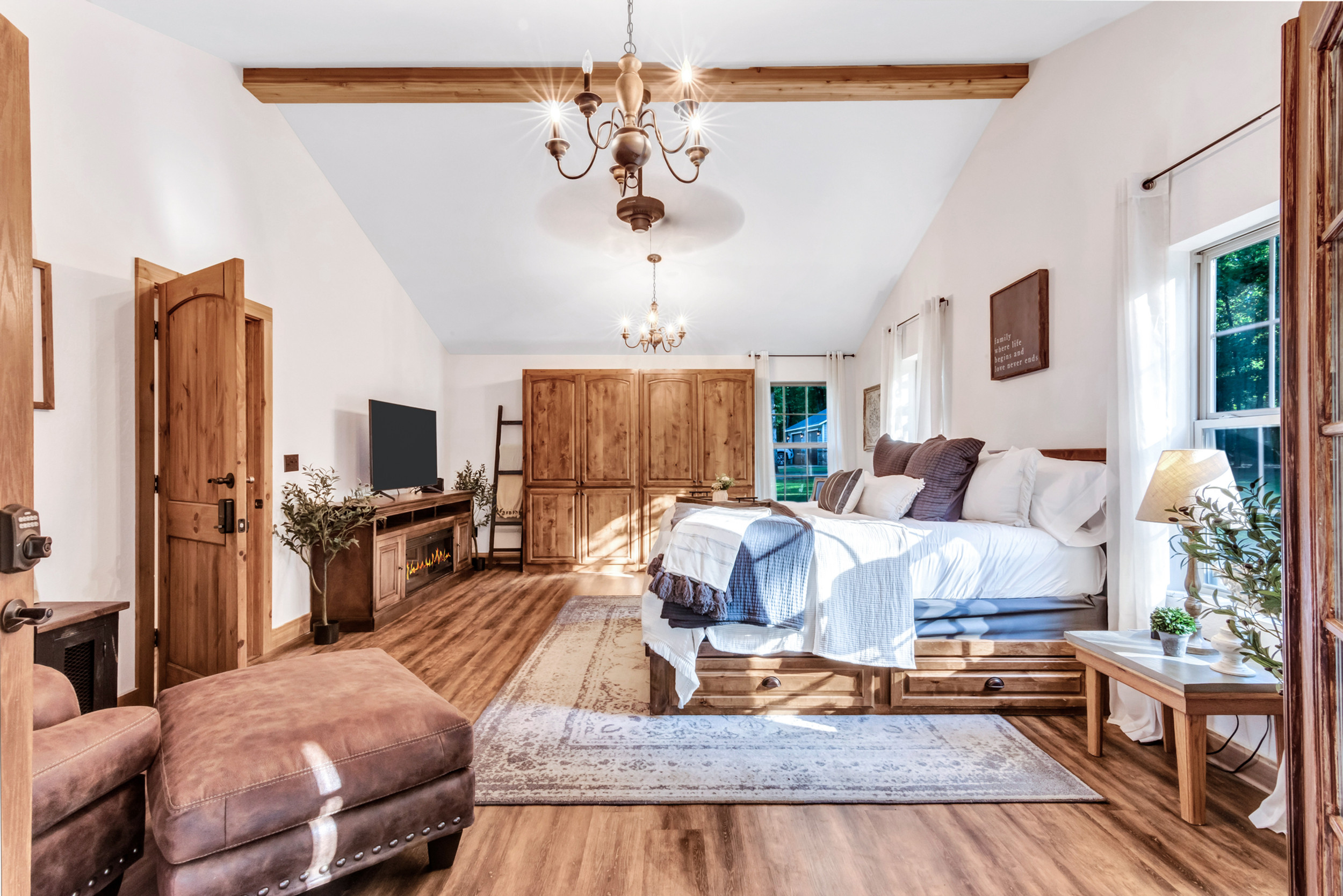 WHITE OAK CABIN | Beavers Bend Oklahoma | White Oak Cabins