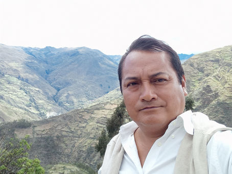 Miguel Ildefonso: "Creo en la escritura y su poder. Por eso vivo"