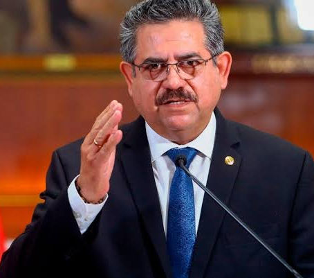 Fiscalía de la Nación denuncia a Manuel Merino por el caso de las marchas de noviembre