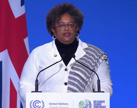 Primera ministra de Barbados, Mia Mottley interpela a las grandes potencias en la COP 26