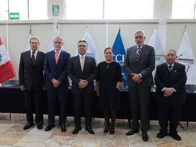 Unión de Gremios: "No hay golpe de Estado en el Perú"