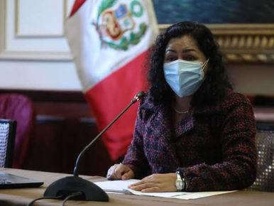 Karol Paredes: Comisión de Ética investigará audios de César Acuña