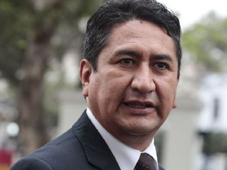 Inhabilitación política a Cerrón en veremos