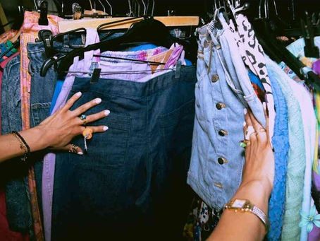 Pourquoi arrive-t-il aux hommes d'oublier leurs femmes dans les magasins de vêtements