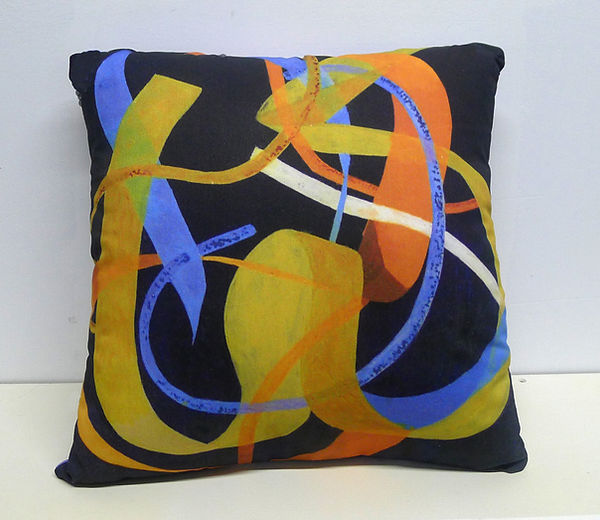 Paynes Gray pillow cropeed and leveled 11.20.25.jpg