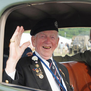 Wonderful photos of our veterans at the Chalke Valley History Festival