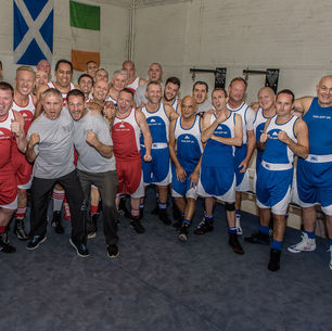 Taxi Charity hosts London black cab drivers boxing night: Boxing For The Pride Of London