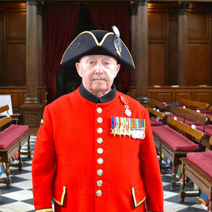 Roy Cadman receives the Légion d'honneur