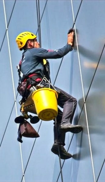 high-rise-maintenance-service-500x500_edited.jpg