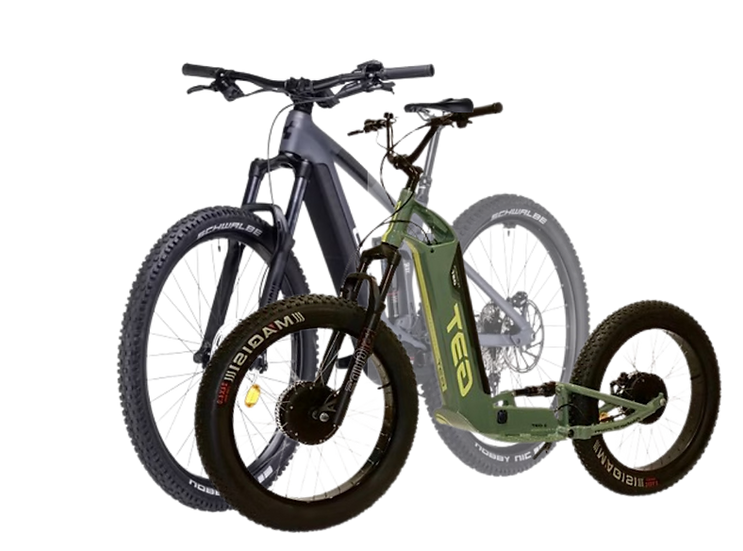 Trottinette électrique offroad et VTT électrique sur les pistes du désert d’Agafay