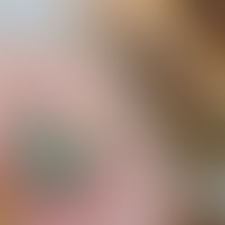 ein gemaltes Bild eines Drachens mit Wachsmalblöcken