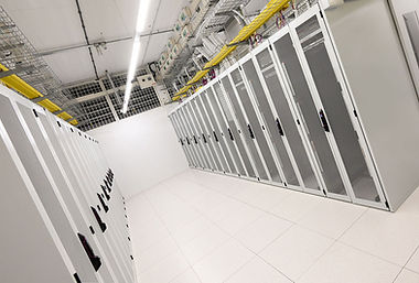 Das neue Rechenzentrum der Linz AG biette im Endausbau Platz für 204 Serverracks auf zwei Ebenen bzw. für ca. 9.000 Server.