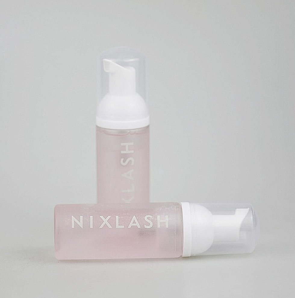 Thumbnail: Bubble Bath Lash Cleanser