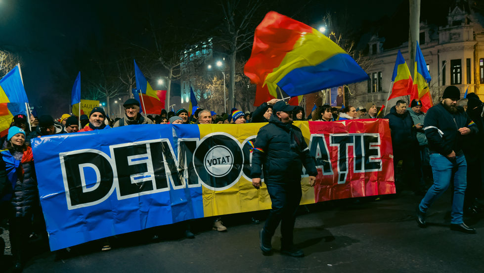 BUCHARESTI PROTESTS-16