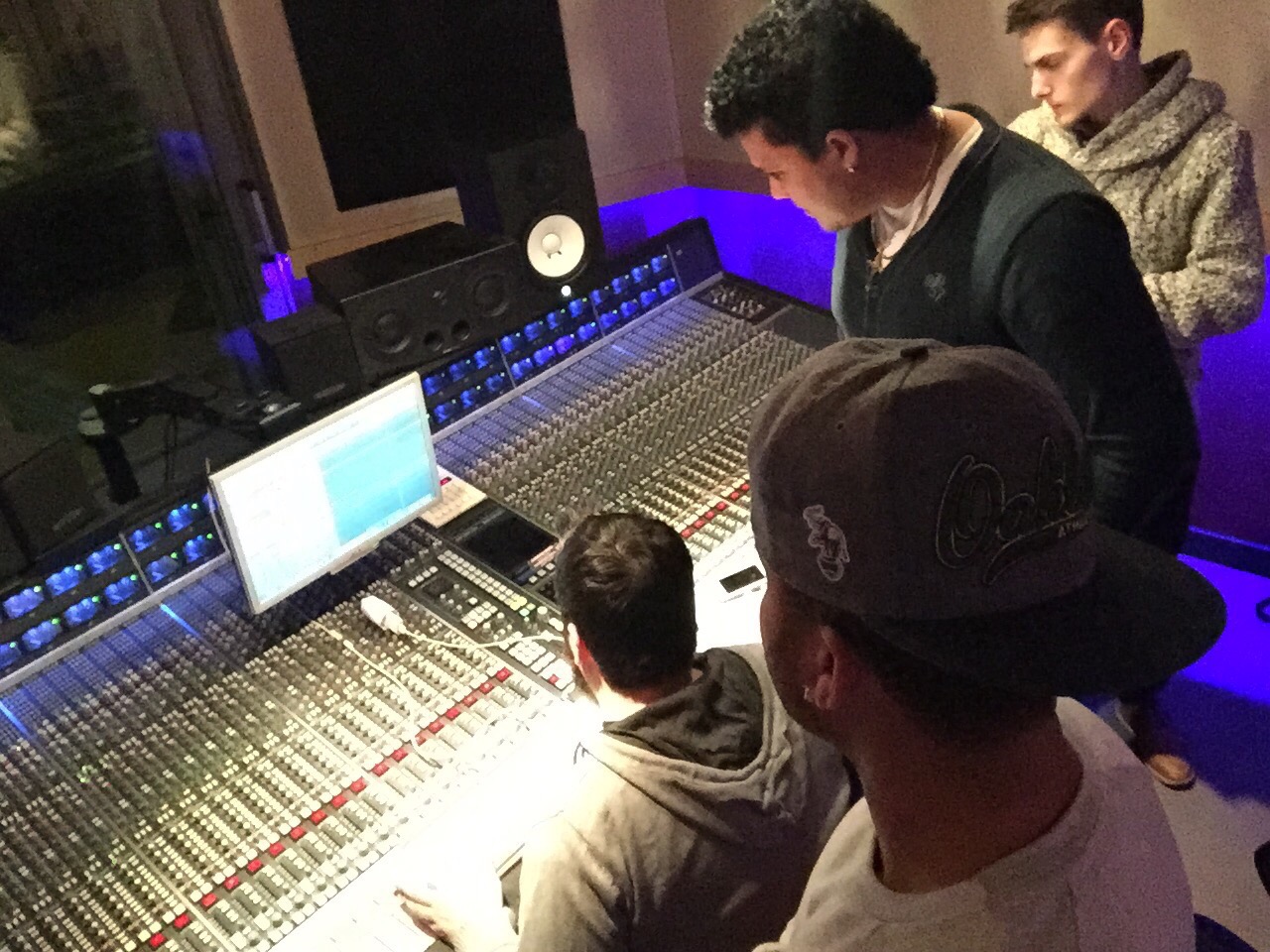 Writer: Audio Mixing Mastering