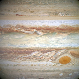 Jupiter_and_its_shrunken_Great_Red_Spot.