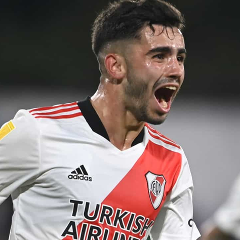 El Elche quiere a Santiago Simón