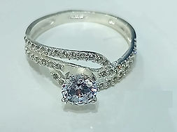 Anillo Solitario Decorado