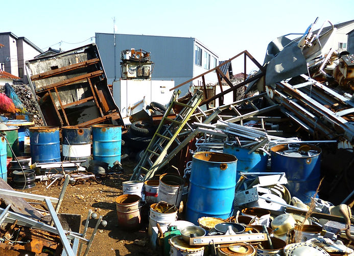 金属のスクラップ現場