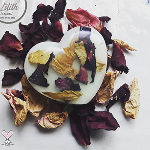 Con delicioso aroma y rosas dentro del j