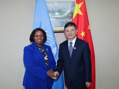 Minister of Ecology and Environment Huang Runqiu meets with United Nations Assistant Secretary-General and CEO of the United Nations Global Compact, Sanda Ojiambo.