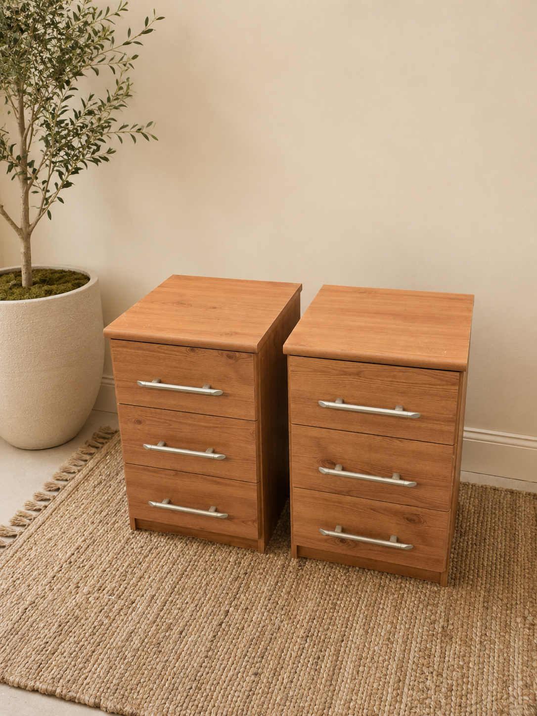 STOCK Set Of 3 Drawers Nighstands