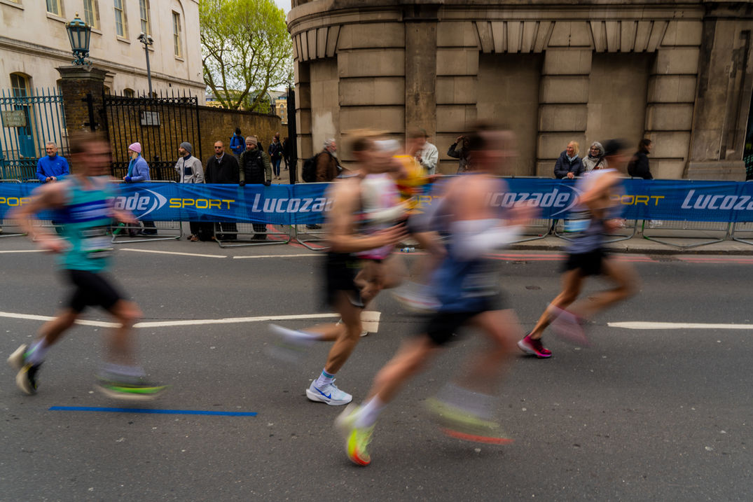 London marathon runners