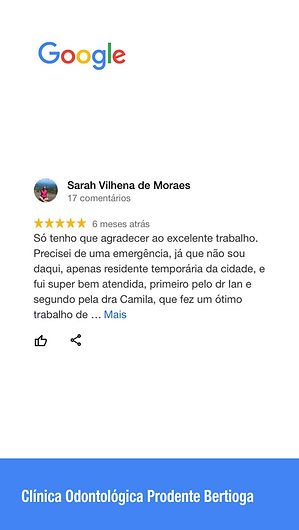 Paciente feliz após tratamento odontológico, diretor de depoimento.