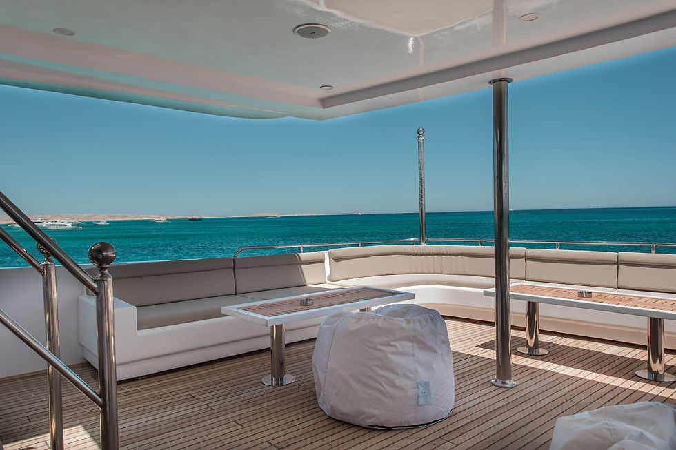 Ocean_Lovers_Sundeck