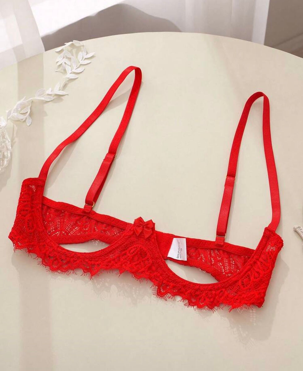 Thumbnail: Sexy Lingeries, Fashionable Pink Floral Lace Lingerie Set, No Cup Bra And Pantie