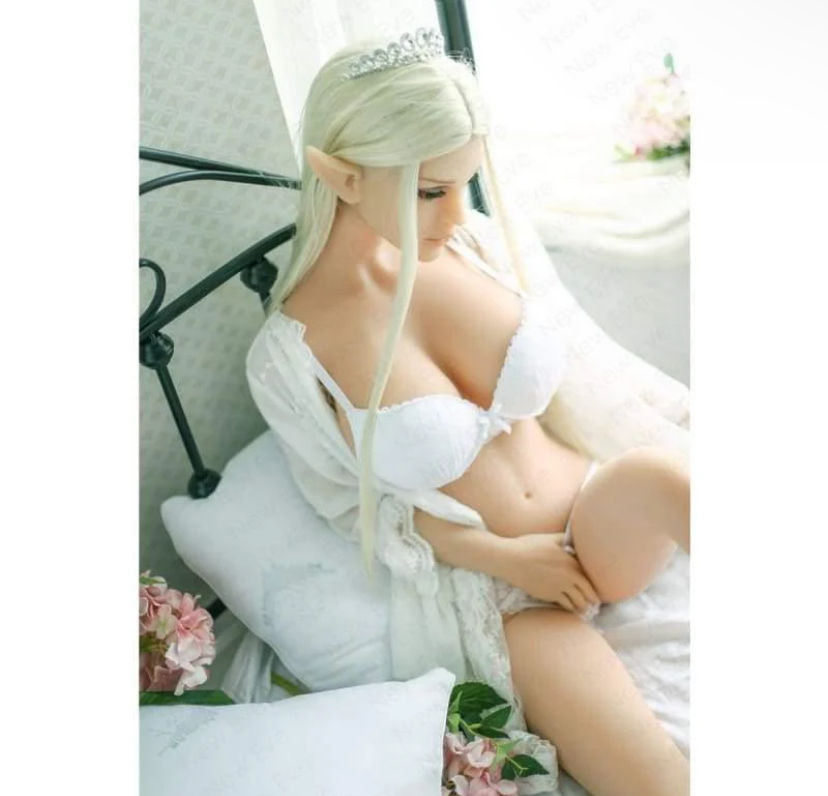 Thumbnail: Kelly Love Doll (5.5 ft)