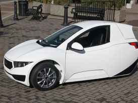 This $19 000 Canadian Built 3 Wheeler Could be the Best City Tool Ever