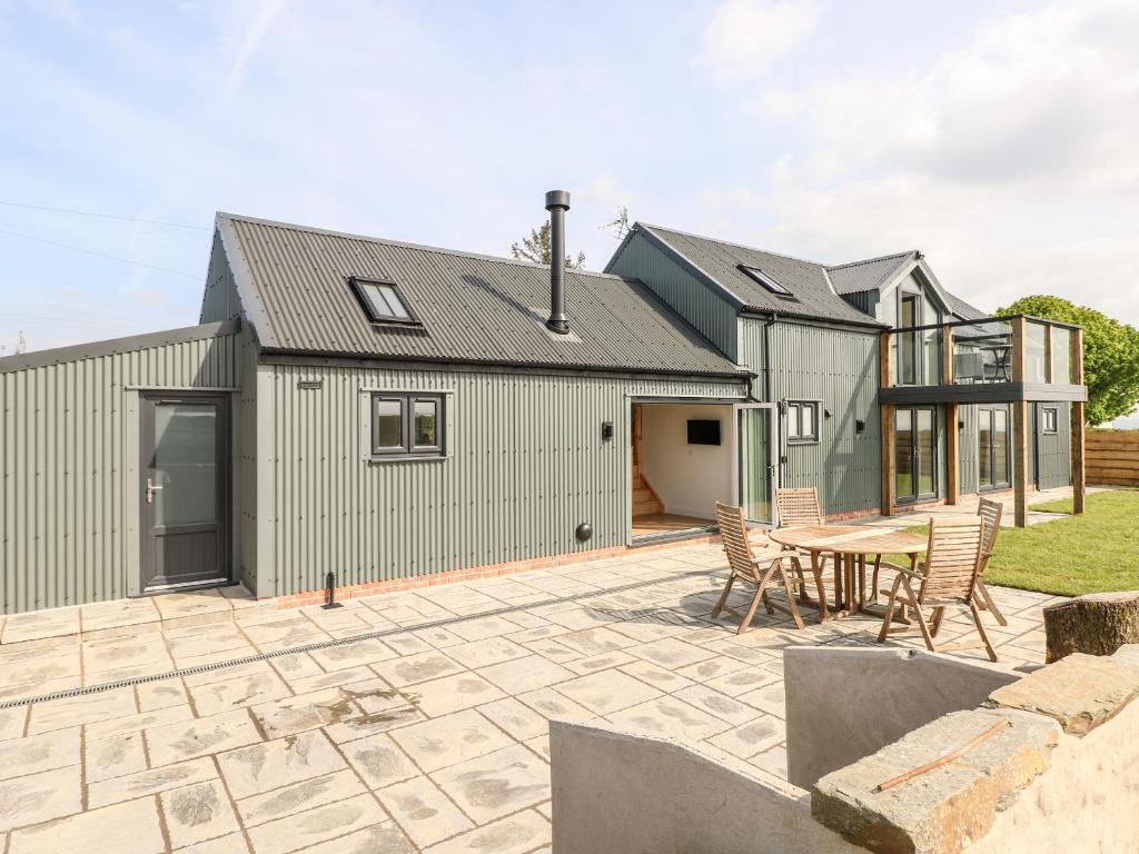 Gerald Blain Associates — Brynbedw Barn, Efailwen