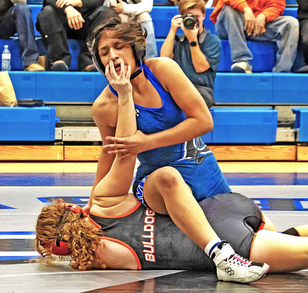 Wrestlers to Open 2025 at Hobbs Meet