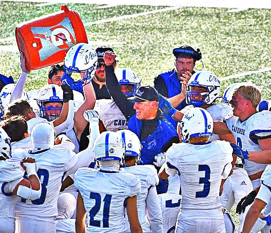 A Memorable Season for Sanders’ Cavemen