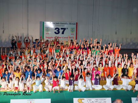 Festa di Fine corsi 2015 per l’asd Centro Judo Ginnastica Tifernate che ha festeggiato il 37° comple