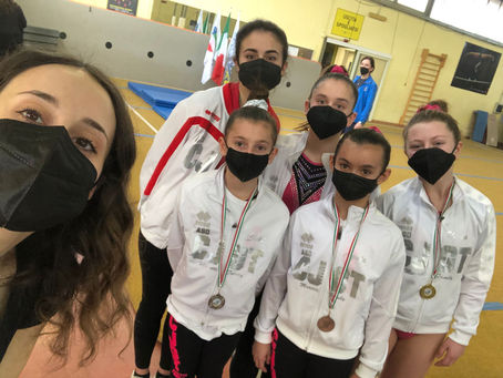 GIADA E ILENIA ORO NELLA 1° PROVA REGIONALE SILVER