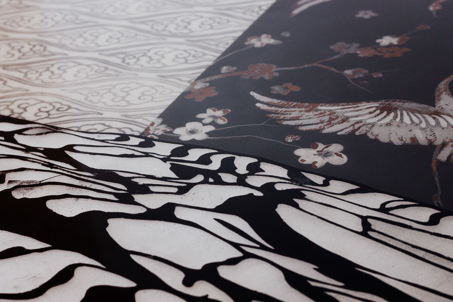 Epoxidharz Tisch ZENITAR 90 × 90 cm handbemalt